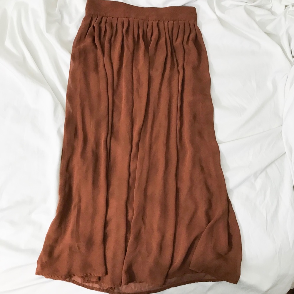 (Gently Used) Burnt Orange Midi Skirt
